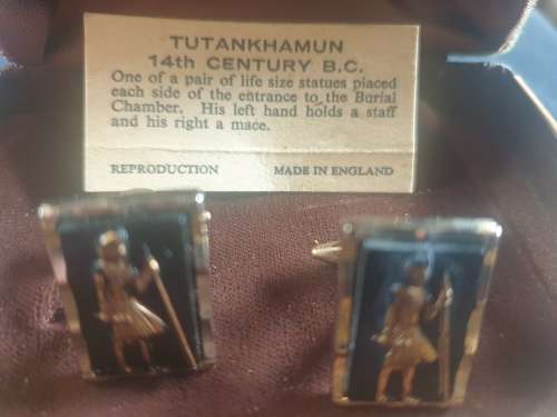 Tutankhamen Vintage cufflinks set in vintage case