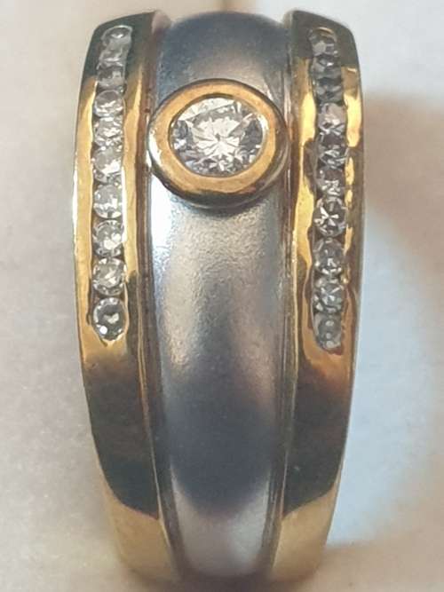18ct white and yellow gold with diamonds ring of approx .50 carats