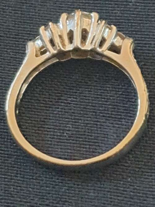 9ct white gold and diamond engagement ring