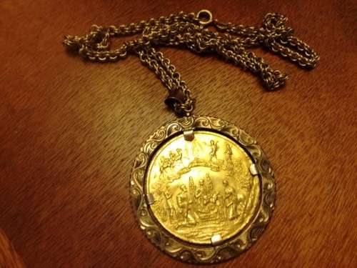 22CT GOLD MEDALLION FROM 18 CENTURY -RELIGIOUS BIRTH OF CHRIST AND RESURRECTION ON 14CT NECK CHAIN