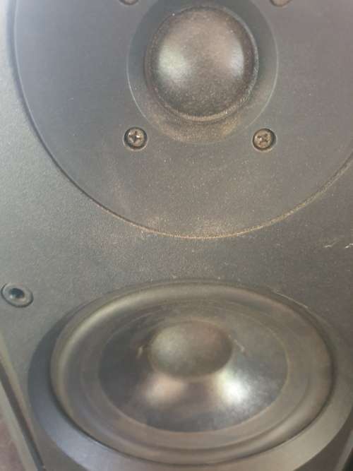 B&W bookshelf speakers