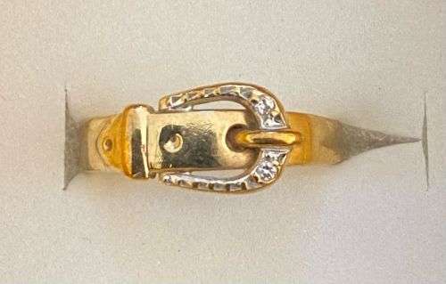 9ct buckle ring