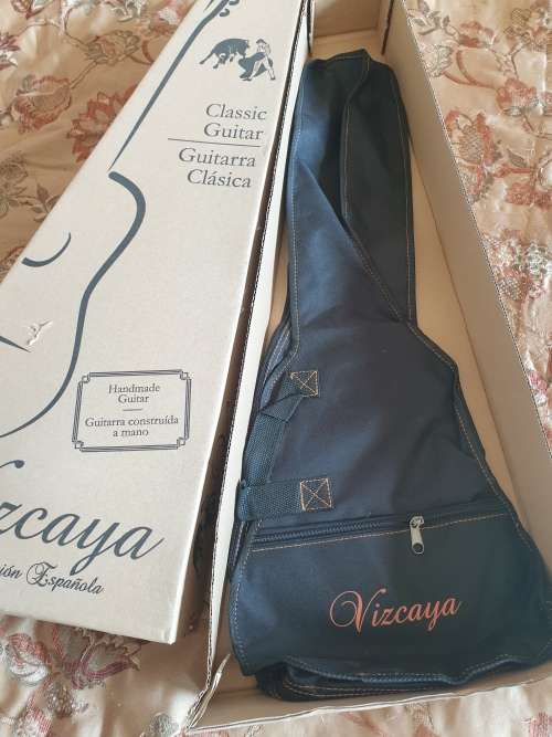 Viscaya 1/4 size purple guitar brand new  with bag