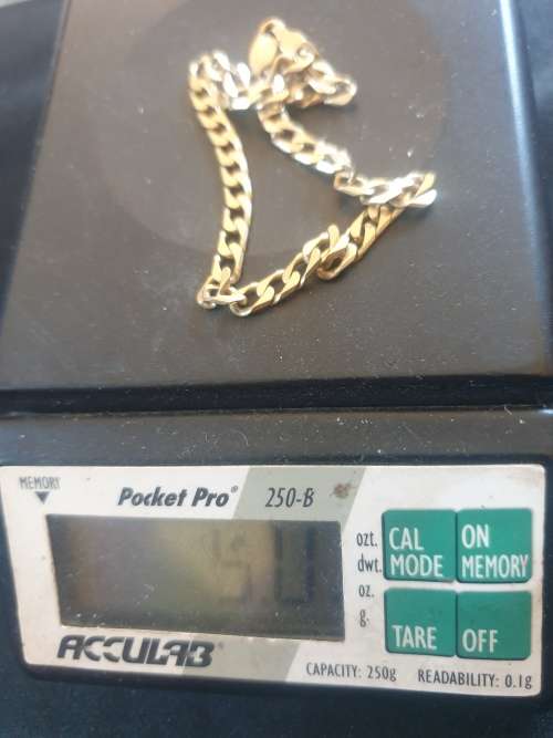 Bracelet genuine 9ct yellow gold