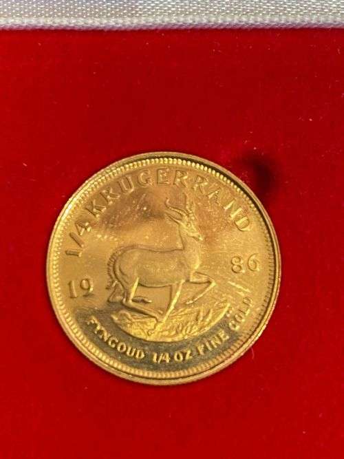 Highly collectable 2 Kruger Rand gold coin set in SAM Red box 1/10(1985) & 1/4(1986)