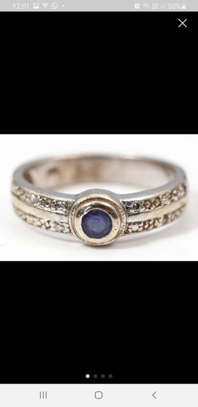 Ring 9ct white gold diamonds and tanzanite