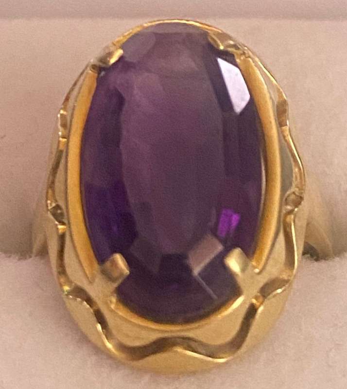 14ct yellow gold and a Natural Amethyst of approx 5.0 carats
