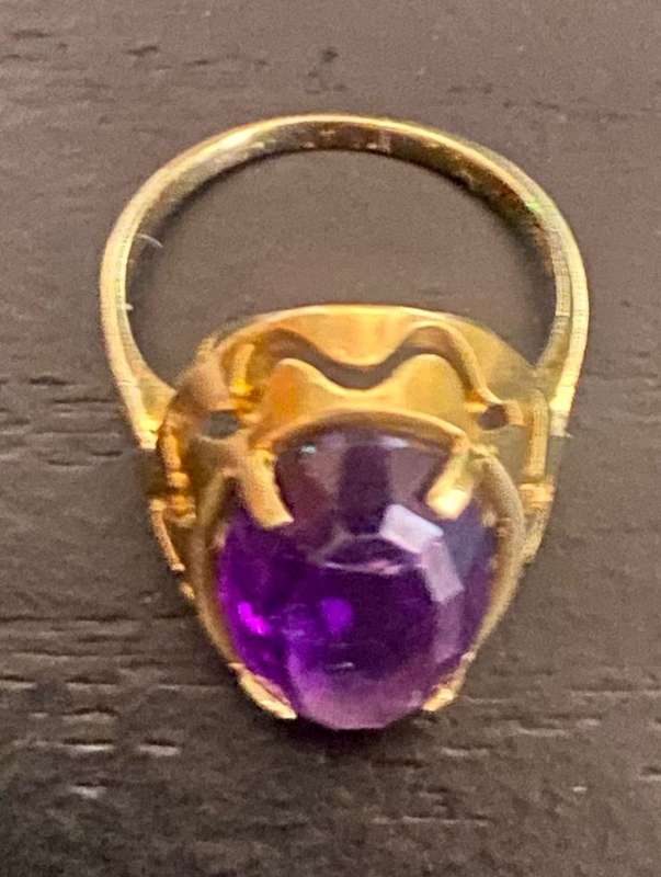 14ct yellow gold and a Natural Amethyst of approx 5.0 carats