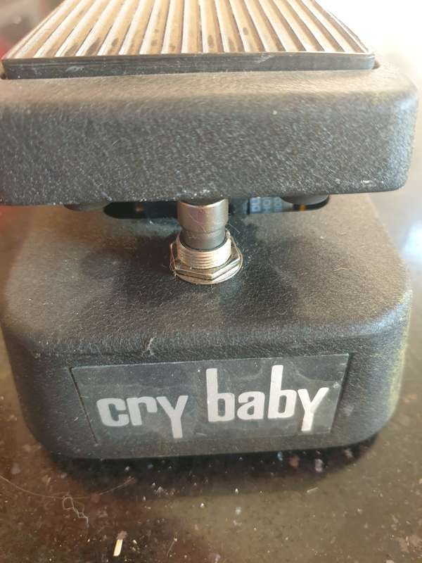 Crybaby guitar pedal