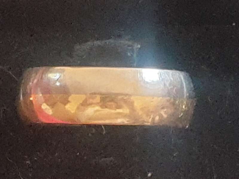 Titanium & 14ct yellow gold two tone gents wedding band ring