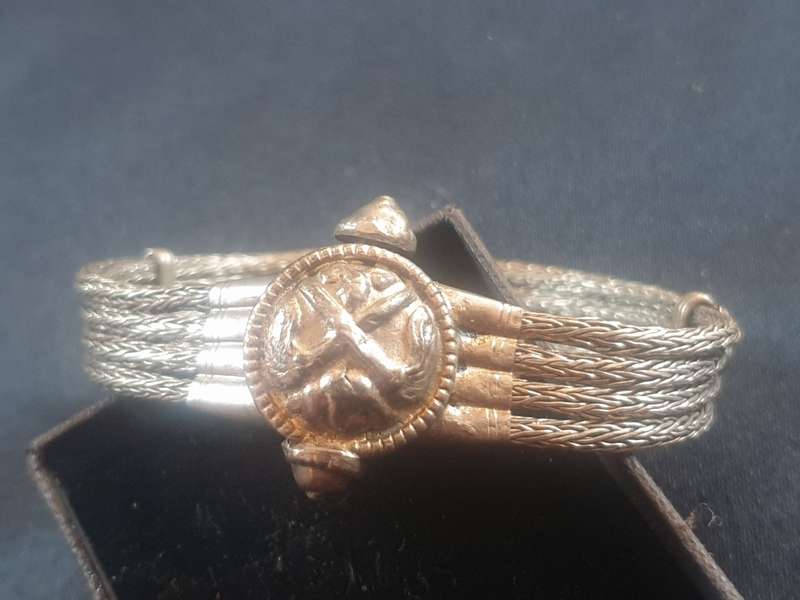 Unique Rajasthani Indian Silver tone handmade snake-chain  bracelet with screw fastener