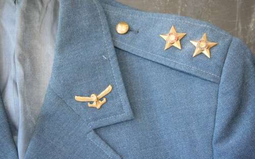 SAAF -- SOUTH AFRICAN AIR FORCE - PILOTS STEP OUT TUNIC -- LIEUTENANT 1982