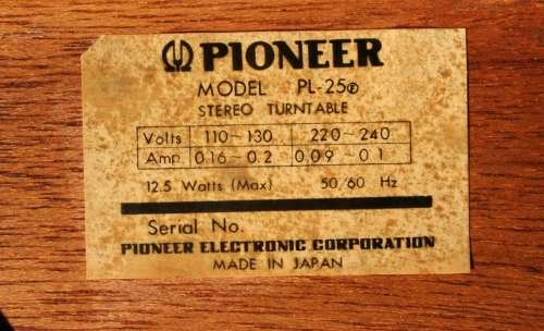 PIONEER PL25 TURNTABLE, RECORD PLAYER,PHONOGRAPH-- GREAT CONDITION