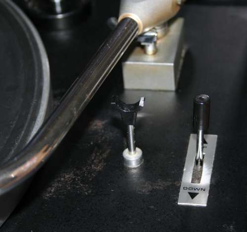 PIONEER PL25 TURNTABLE, RECORD PLAYER,PHONOGRAPH-- GREAT CONDITION
