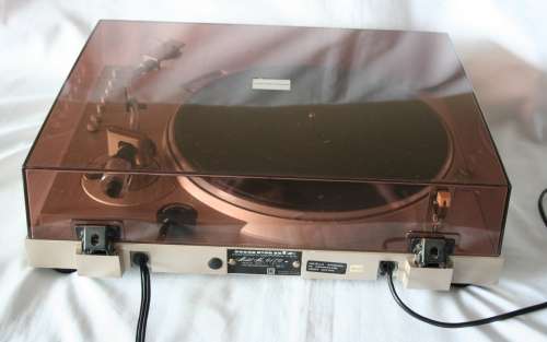 MARANTZ 6170 TURNTABLE, RECORD PLAYER,PHONOGRAPH-- GREAT CONDITION