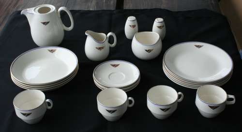 JURGENS CARAVANS -- CERAMIC CROCKERY SET - 22 PIECE -- 1960's