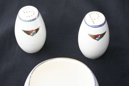 JURGENS CARAVANS -- CERAMIC CROCKERY SET - 22 PIECE -- 1960's