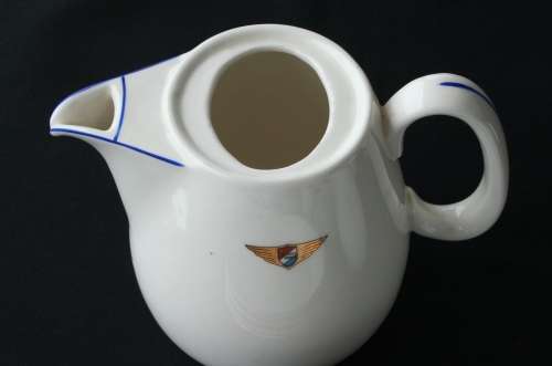 JURGENS CARAVANS -- CERAMIC CROCKERY SET - 22 PIECE -- 1960's