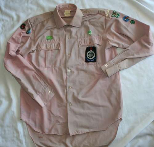 1970's VINTAGE VOORTREKKER SHIRT WITH BADGES.