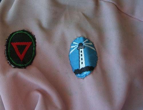 1970's VINTAGE VOORTREKKER SHIRT WITH BADGES.