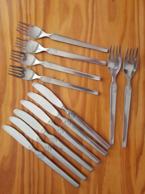 SET OF SOUTH-AFRICAN AIRWAYS CUTLERY - 12 PIECES - 1970's