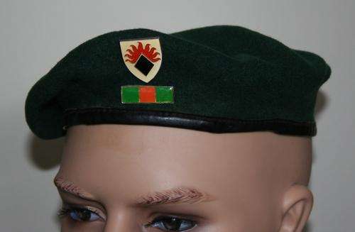 SADF-- SECUNDA COMMANDO BERET WITH BADGES -- VERY RARE -- BUSH WAR ERA