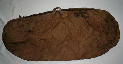 SADF-- LATER TYPE NYLON DUFFEL BAG WITH ZIP-- BALSAK-- BUSH WAR ERA