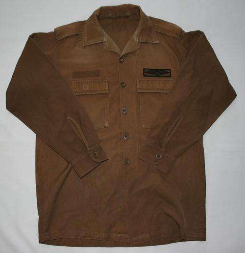 SADF NUTRIA BROWN SHIRT -- SIZE: MEDIUM -- PARABAT -- AS USED IN BUSH WAR