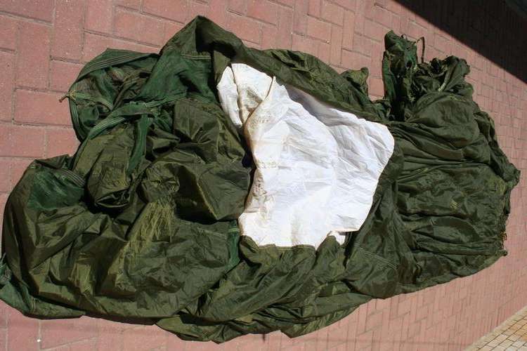 SADF -- ROUND PARACHUTE CANOPY -- BUSH WAR ERA