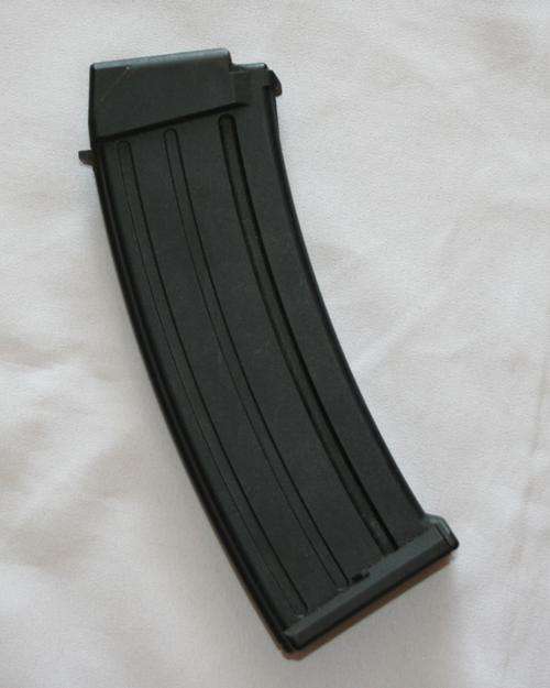 SADF -- R4 POLYMER MAGAZINE -- BUSH WAR ERA