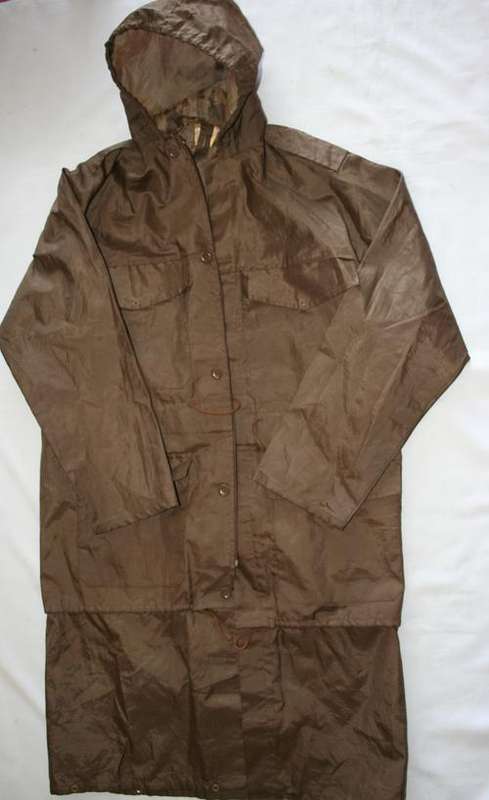 SADF -- RAINCOAT -- MEDIUM SIZE -- BUSH WAR ERA