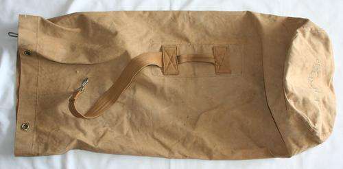 SADF-- EARLY TYPE CANVAS DUFFEL BAG -- BALSAK-- BUSH WAR ERA