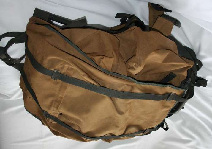 SA Army(SADF) M83 Field Pack + H Frame - Good Condition -- Complete