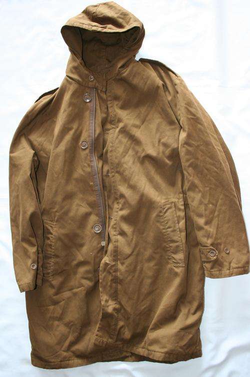 SADF -- NUTRIA BROWN --OFFICERS COAT-- AAPJAS -- MEDIUM --- BUSH WAR ERA