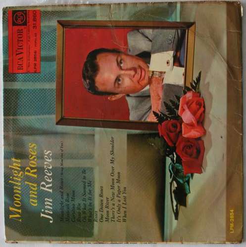 JIM REEVES -- MOONLIGHT AND ROSES -- VINYL LP RECORD