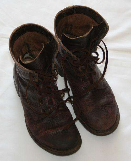 SADF-- BROWN LEATHER BOOTS -- SIZE 5.5 -- BUSH WAR ERA