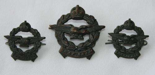 SAAF -- SA AIRFORCE --  WW2 CAP & TUNIC COLLAR BADGES SET