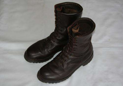 SADF -- BROWN PARABAT/RECCE JUMP BOOTS -- SIZE 10 -- NEARLY NEW