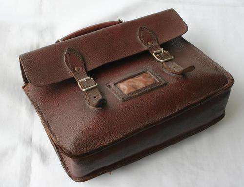 VINTAGE LEATHER SMALL BOOK CASE -- VERY GOOD CONDITION