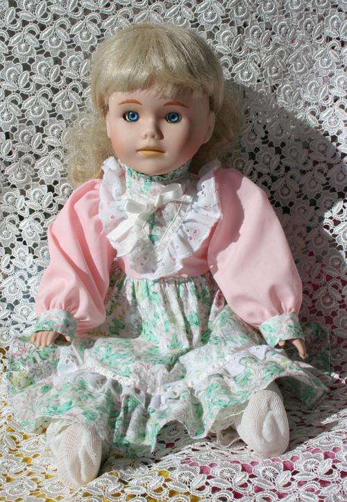 ANNEKE-- BLONDE PORCELAIN DOLL --BEAUTIFUL, PETITE