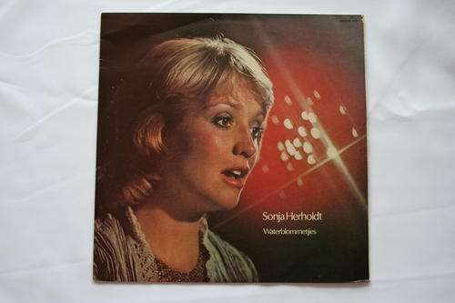 SONJA HERHOLDT---WATERBLOMMETJIES -- VINYL LP RECORD