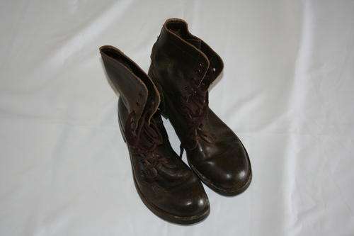 SADF -- BROWN LEATHER BOOTS- SIZE 10Â½ -- AS USED IN BUSH WAR