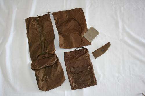SADF-- TOILETRY AND POLISH BAG COMBO - BUSH WAR ERA