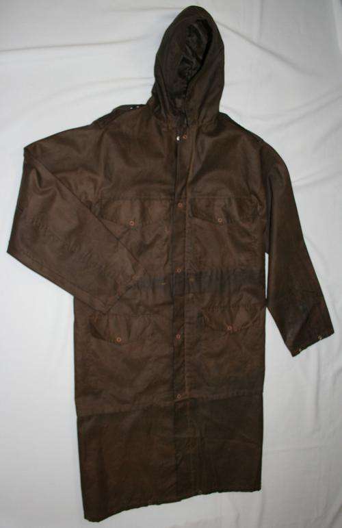 SADF -- NUTRIA BROWN RAINCOAT -- SIZE MEDIUM -- GOOD CONDITION.