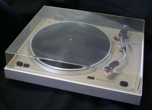 SANSUI SR-B200s TURNTABLE, RECORD PLAYER,PHONOGRAPH-- A1 CONDITION