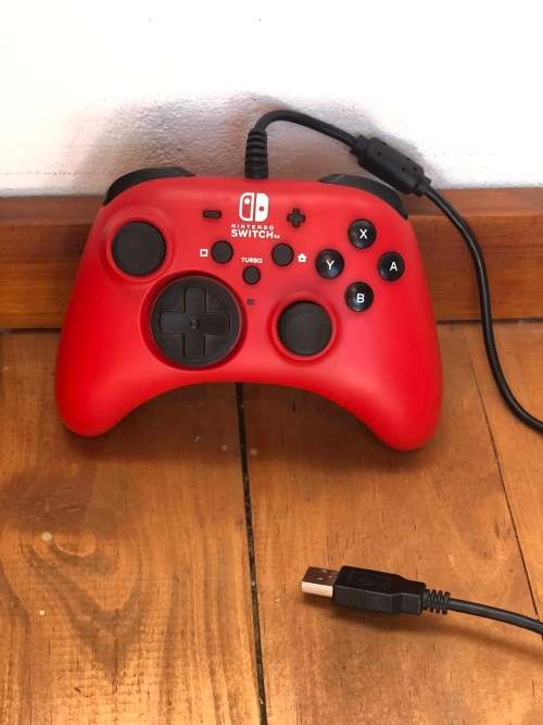 HORI Officially Licensed - Wired  - Red (Nintendo Switch)