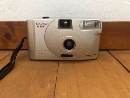 Old Safeway PC-590 Film Camera