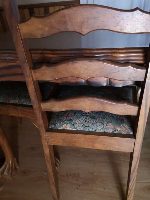 6  Seater Dining room set - Imbuia wood