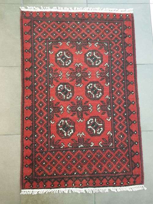 RED AFGHAN PERSIAN CARPET SIZE 115 X 75 CM