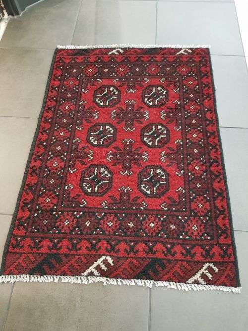 RED AFGHAN PERSIAN CARPET SIZE 115 X 75 CM